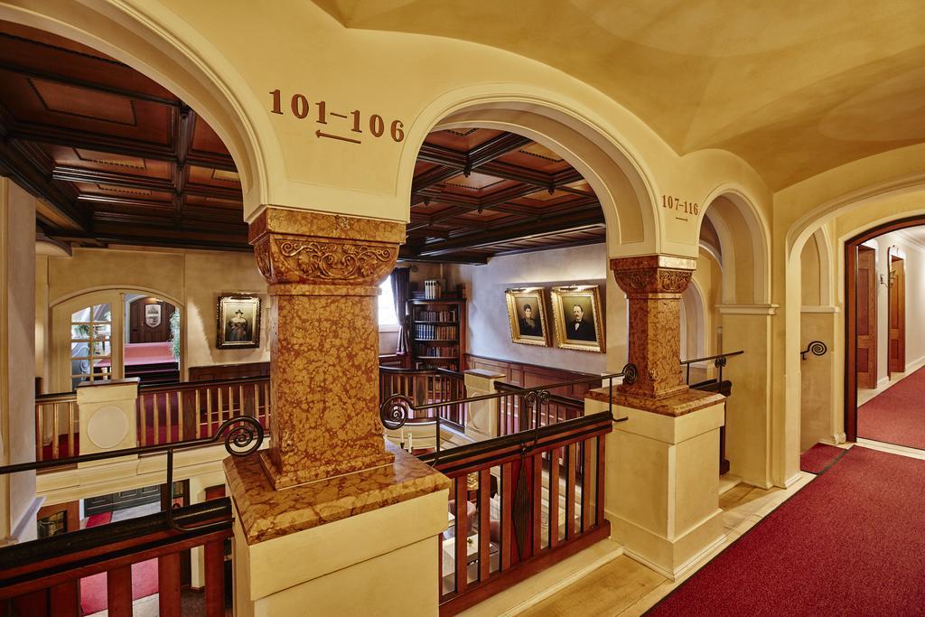 Hotel Gutsgasthof Stangl Vaterstetten Bagian luar foto