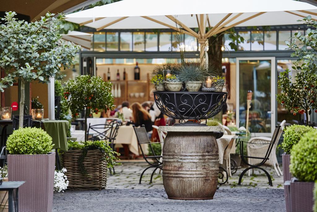 Hotel Gutsgasthof Stangl Vaterstetten Bagian luar foto