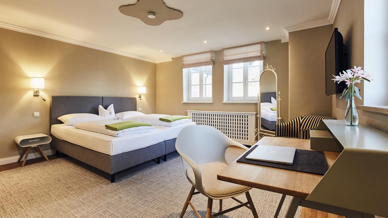 Hotel Gutsgasthof Stangl Vaterstetten Bagian luar foto