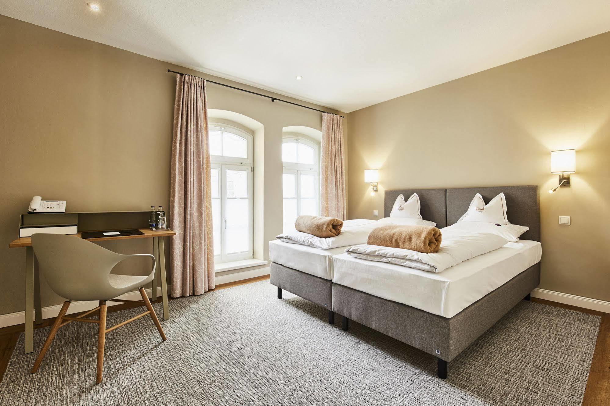 Hotel Gutsgasthof Stangl Vaterstetten Bagian luar foto