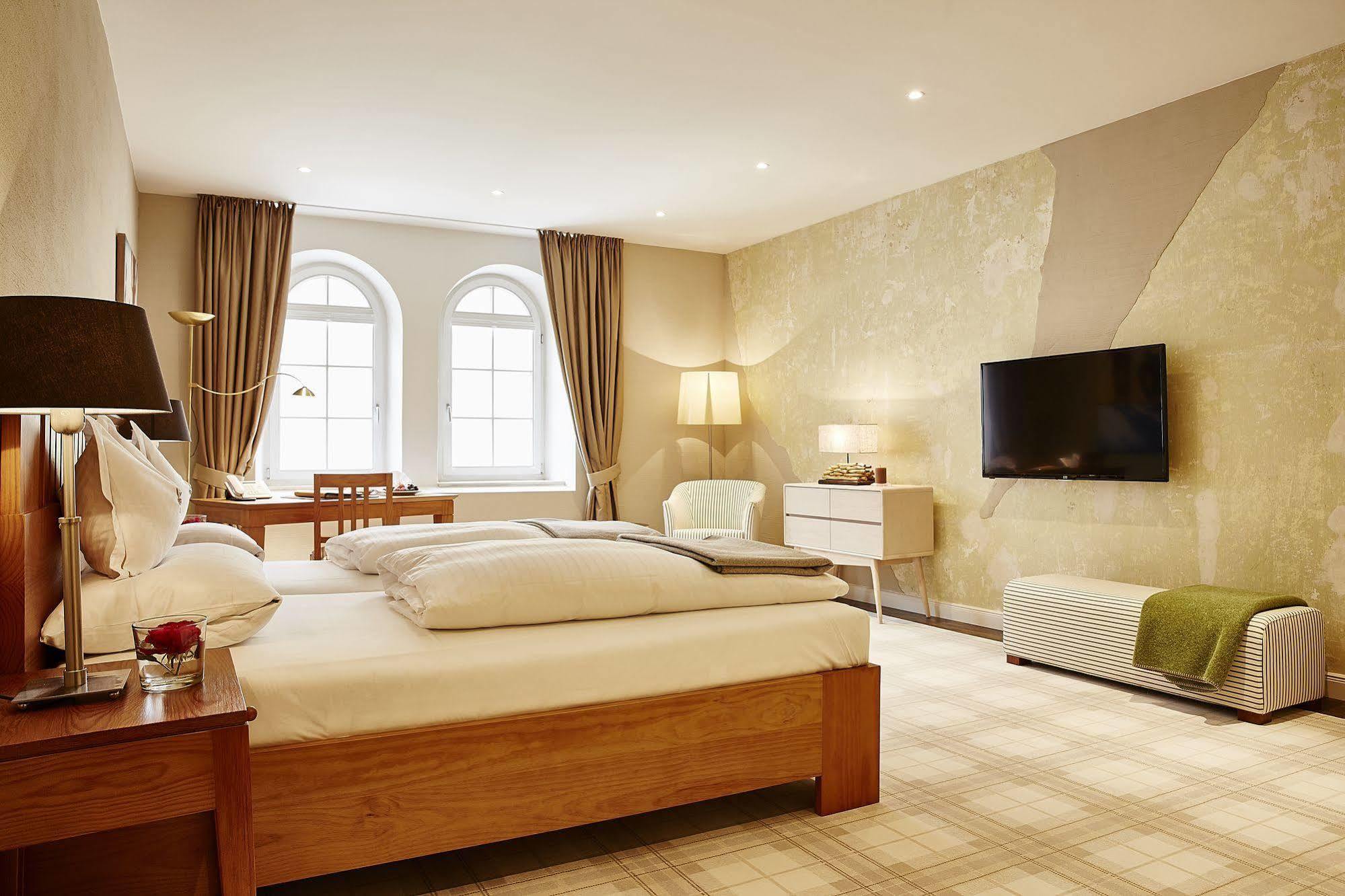 Hotel Gutsgasthof Stangl Vaterstetten Bagian luar foto