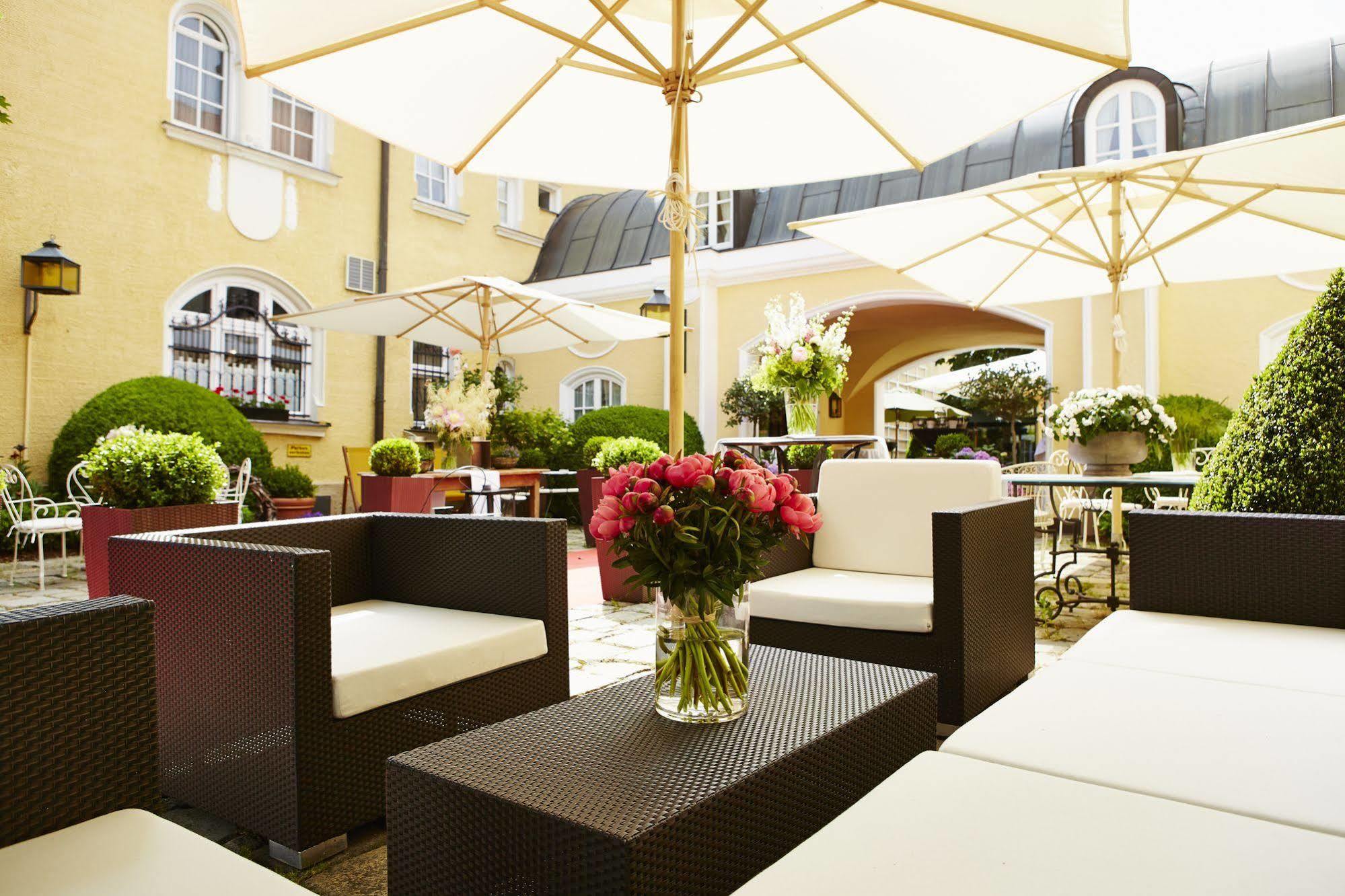Hotel Gutsgasthof Stangl Vaterstetten Bagian luar foto